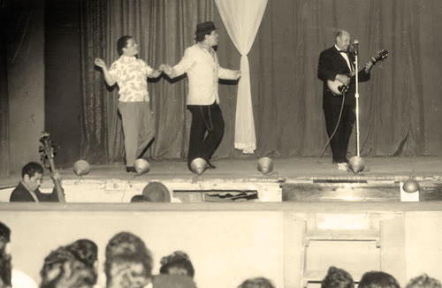 Escena en el teatro México con “Cascarita”, “Tin-Tan” y Marcelo, 1959